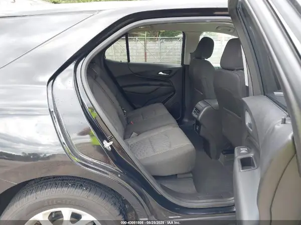 2GNAXUEV5K6109504 2019 CHEVROLET EQUINOX - Image 8