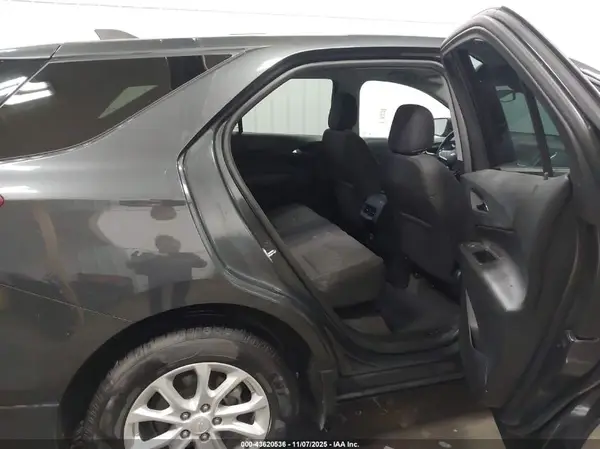 2GNAXUEV5K6127789 2019 CHEVROLET EQUINOX - Image 8