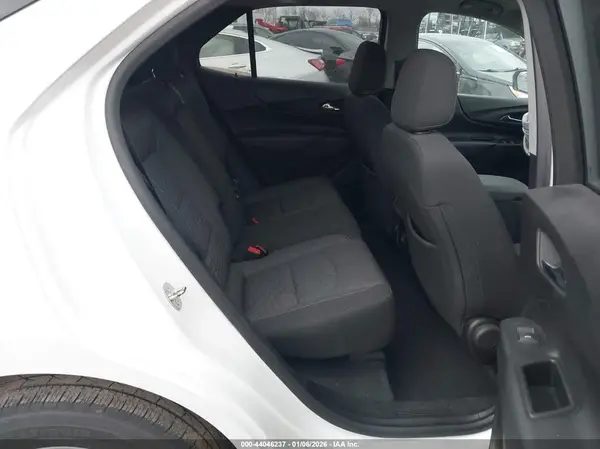 2GNAXUEV5K6148111 2019 CHEVROLET EQUINOX - Image 8