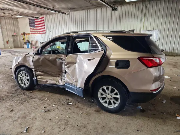 2GNAXUEV5K6174319 2019 CHEVROLET EQUINOX - Image 2