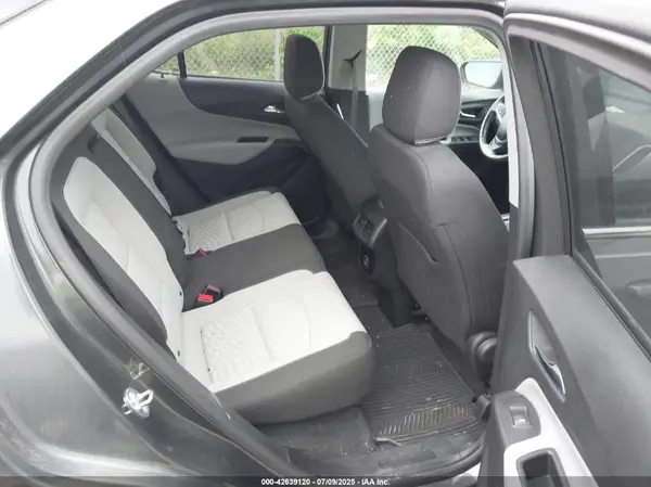 2GNAXUEV5K6205231 2019 CHEVROLET EQUINOX - Image 8