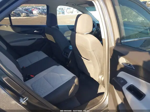 2GNAXUEV5K6229688 2019 CHEVROLET EQUINOX - Image 8