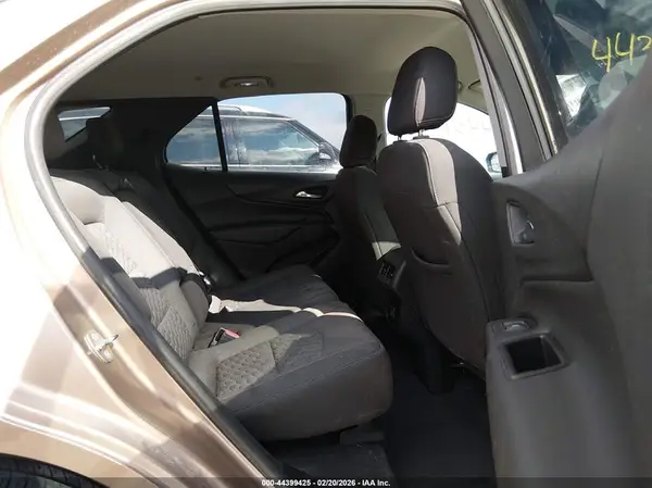 2GNAXUEV5K6237242 2019 CHEVROLET EQUINOX - Image 8