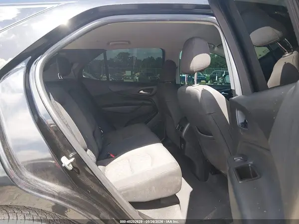 2GNAXUEV5K6257037 2019 CHEVROLET EQUINOX - Image 8