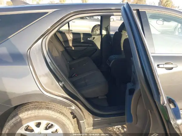 2GNAXUEV5K6303241 2019 CHEVROLET EQUINOX - Image 8