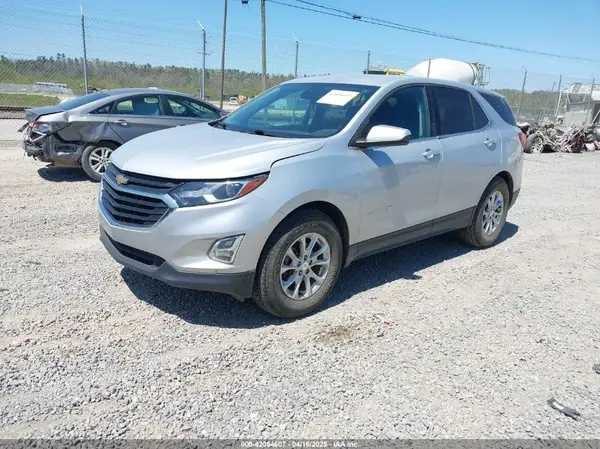 2GNAXUEV5L6157523 2020 CHEVROLET EQUINOX - Image 2