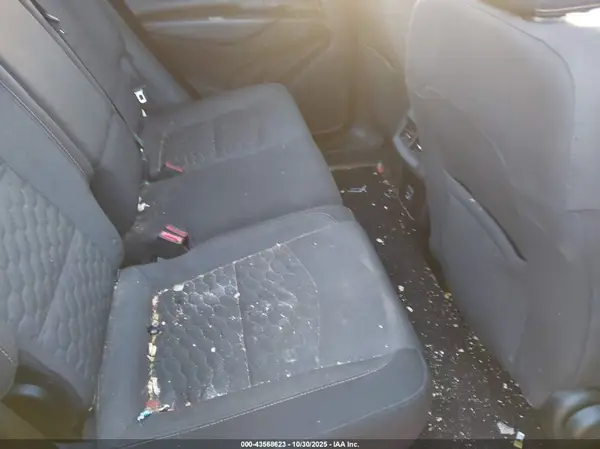 2GNAXUEV5M6121624 2021 CHEVROLET EQUINOX - Image 8