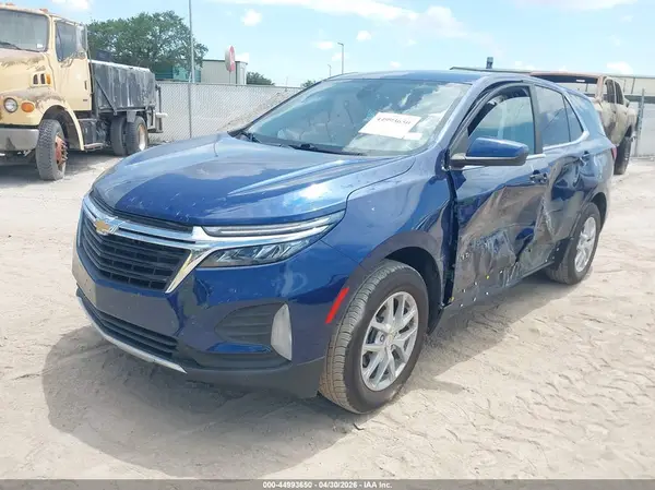 2GNAXUEV5N6131796 2022 CHEVROLET EQUINOX - Image 2