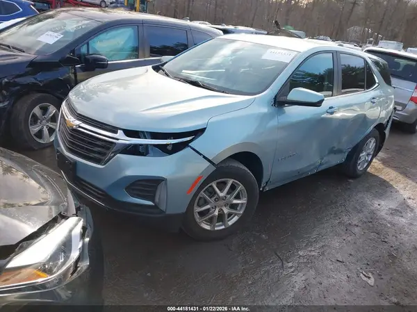 2GNAXUEV5N6132561 2022 CHEVROLET EQUINOX - Image 2