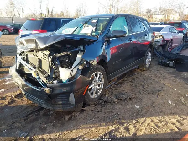 2GNAXUEV5N6136013 2022 CHEVROLET EQUINOX - Image 2