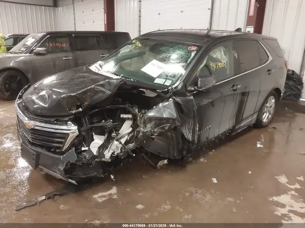 2GNAXUEV5N6150963 2022 CHEVROLET EQUINOX - Image 2