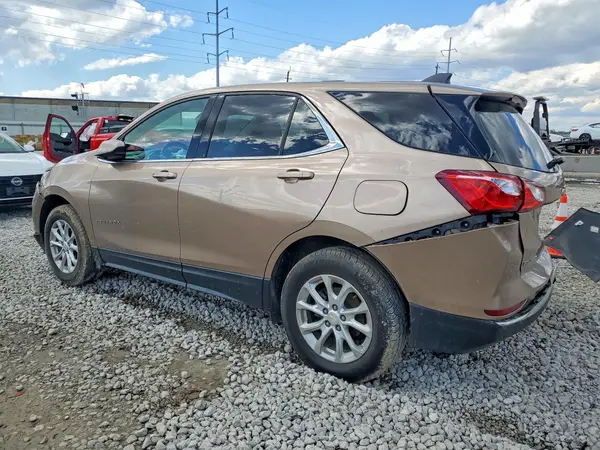 2GNAXUEV6K6141023 2019 CHEVROLET EQUINOX - Image 2