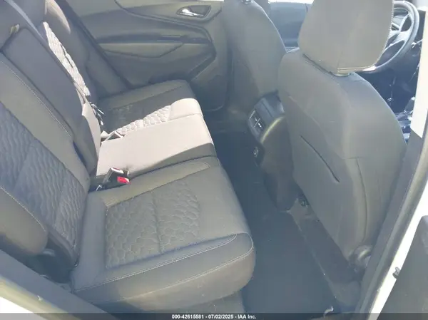 2GNAXUEV6K6164950 2019 CHEVROLET EQUINOX - Image 8