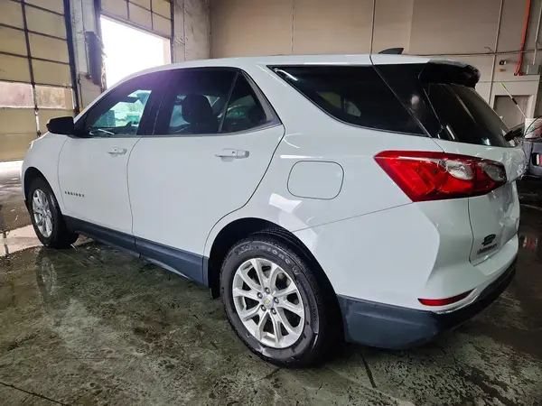 2GNAXUEV6K6229280 2019 CHEVROLET EQUINOX - Image 2