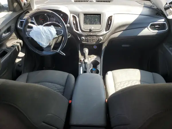 2GNAXUEV6K6264031 2019 CHEVROLET EQUINOX - Image 8