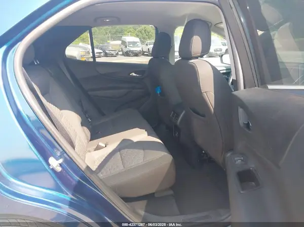 2GNAXUEV6K6298440 2019 CHEVROLET EQUINOX - Image 8