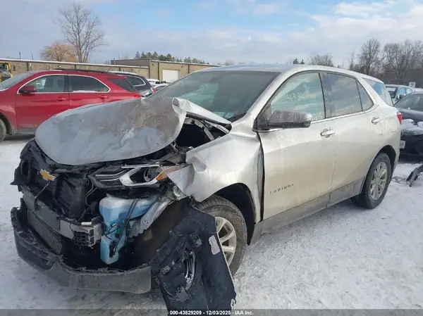 2GNAXUEV6K6303930 2019 CHEVROLET EQUINOX - Image 2