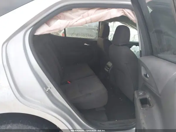 2GNAXUEV6K6303930 2019 CHEVROLET EQUINOX - Image 8