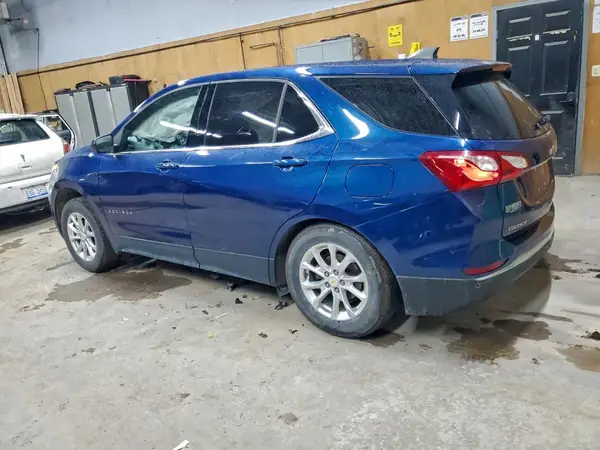 2GNAXUEV6L6107570 2020 CHEVROLET EQUINOX - Image 2