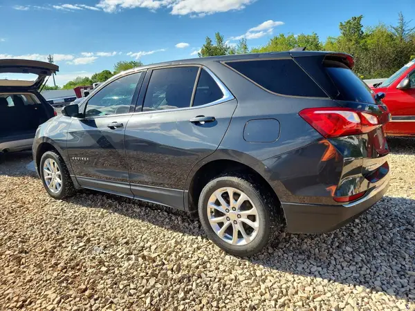 2GNAXUEV6L6229314 2020 CHEVROLET EQUINOX - Image 2