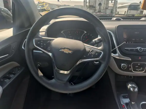 2GNAXUEV6L6262703 2020 CHEVROLET EQUINOX - Image 2