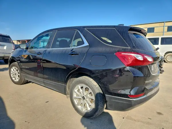 2GNAXUEV6M6143728 2021 CHEVROLET EQUINOX - Image 2