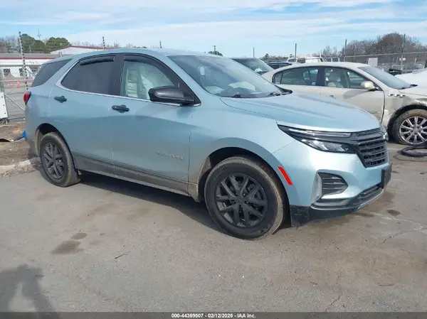 2GNAXUEV6N6137476 2022 CHEVROLET EQUINOX - Image 1