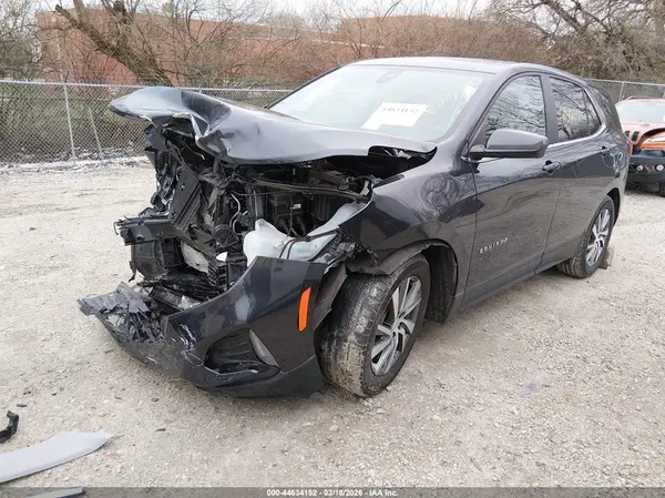 2GNAXUEV6N6149241 2022 CHEVROLET EQUINOX - Image 2