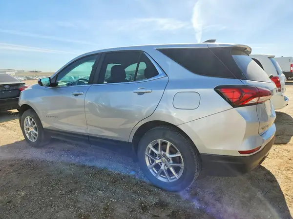 2GNAXUEV6N6150518 2022 CHEVROLET EQUINOX - Image 2