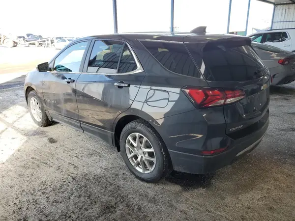 2GNAXUEV6N6156125 2022 CHEVROLET EQUINOX - Image 2
