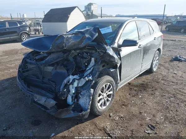 2GNAXUEV7K6115787 2019 CHEVROLET EQUINOX - Image 2
