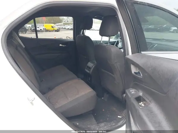 2GNAXUEV7K6118561 2019 CHEVROLET EQUINOX - Image 8