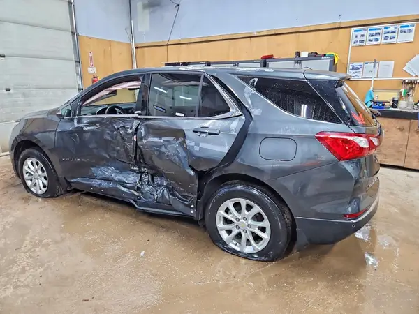 2GNAXUEV7K6125607 2019 CHEVROLET EQUINOX - Image 2