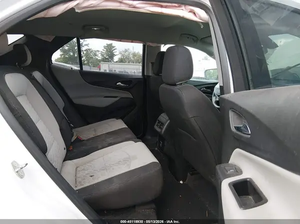 2GNAXUEV7K6147431 2019 CHEVROLET EQUINOX - Image 8