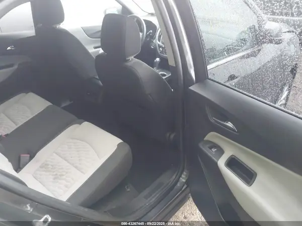 2GNAXUEV7K6157263 2019 CHEVROLET EQUINOX - Image 8