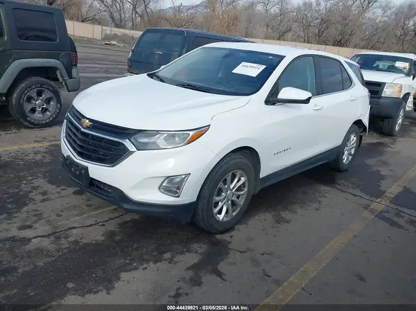 2GNAXUEV7K6200175 2019 CHEVROLET EQUINOX - Image 2