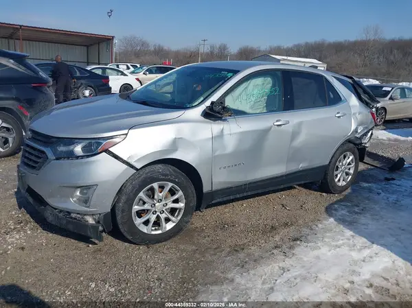 2GNAXUEV7K6256908 2019 CHEVROLET EQUINOX - Image 2