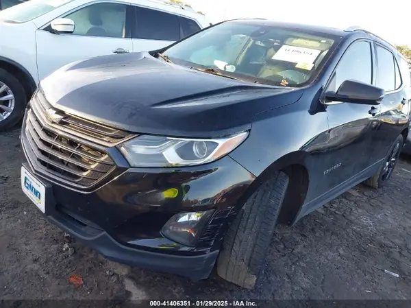 2GNAXUEV7L6235588 2020 CHEVROLET EQUINOX - Image 2