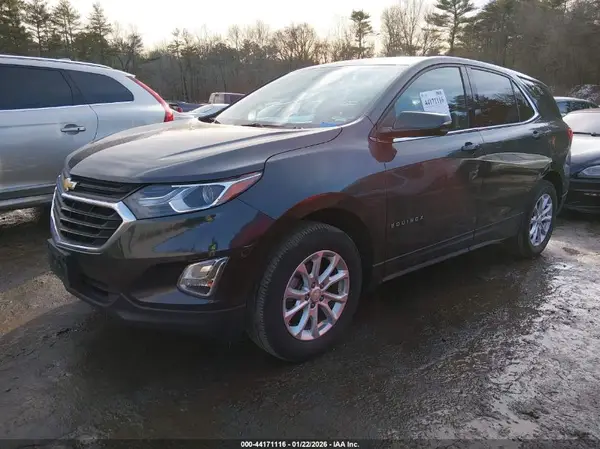 2GNAXUEV8K6104135 2019 CHEVROLET EQUINOX - Image 2