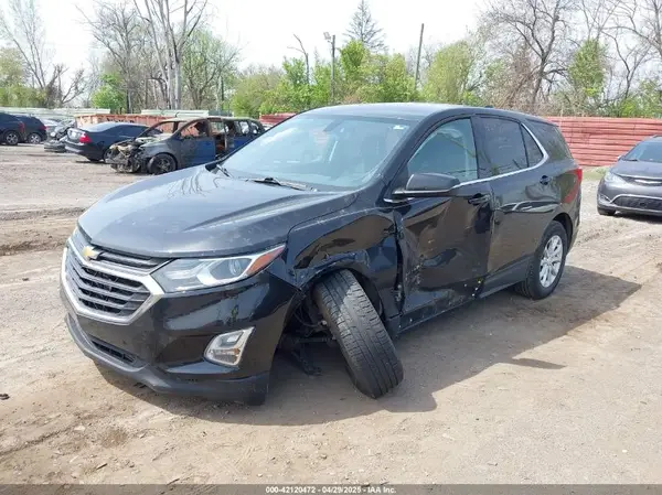 2GNAXUEV8K6120044 2019 CHEVROLET EQUINOX - Image 2