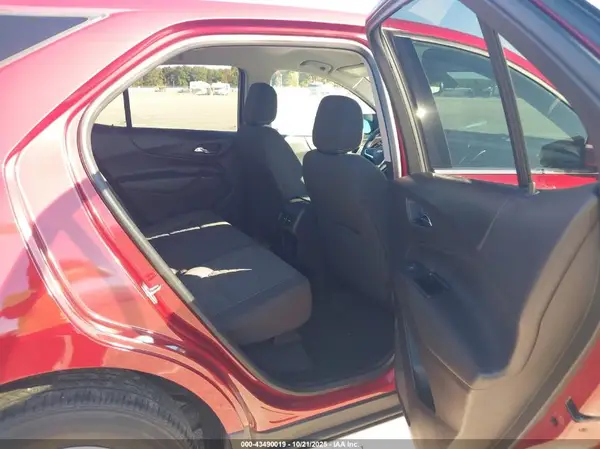 2GNAXUEV8K6172435 2019 CHEVROLET EQUINOX - Image 8
