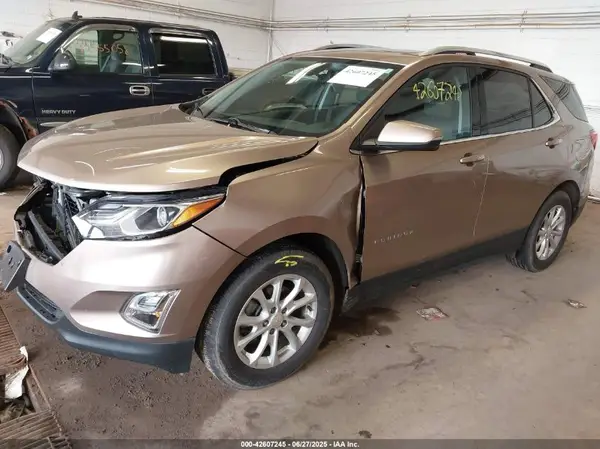 2GNAXUEV8K6177764 2019 CHEVROLET EQUINOX - Image 2