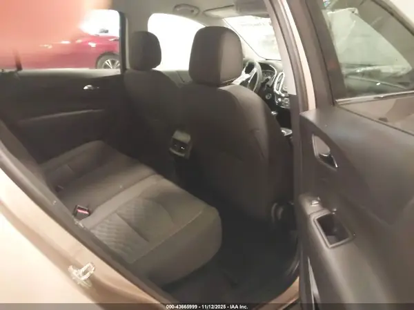 2GNAXUEV8K6181099 2019 CHEVROLET EQUINOX - Image 8