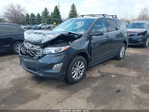 2GNAXUEV8K6206826 2019 CHEVROLET EQUINOX - Image 2