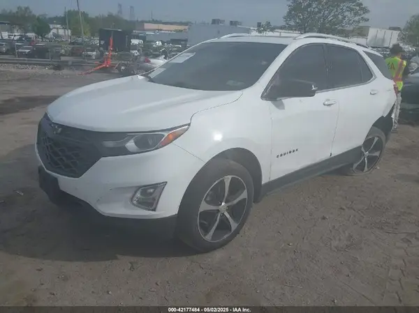 2GNAXUEV8K6224713 2019 CHEVROLET EQUINOX - Image 2