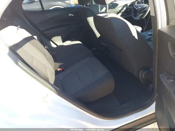 2GNAXUEV8K6239860 2019 CHEVROLET EQUINOX - Image 8