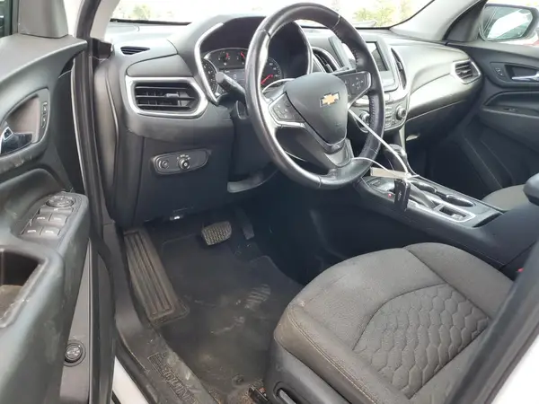 2GNAXUEV8K6250261 2019 CHEVROLET EQUINOX - Image 8