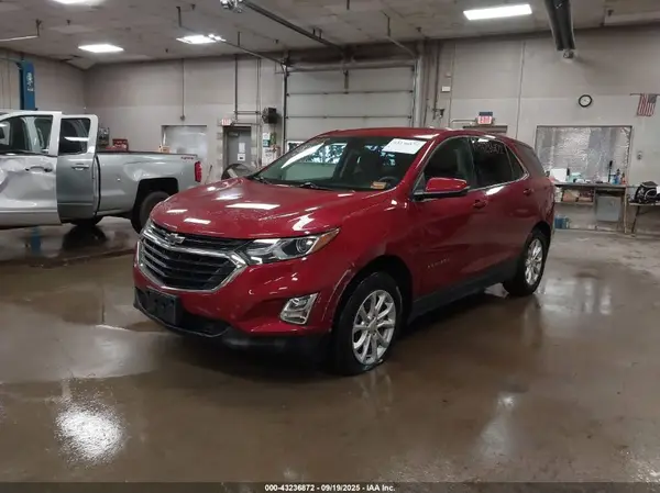 2GNAXUEV8K6267674 2019 CHEVROLET EQUINOX - Image 2
