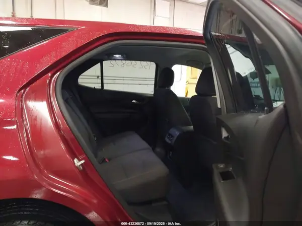 2GNAXUEV8K6267674 2019 CHEVROLET EQUINOX - Image 8
