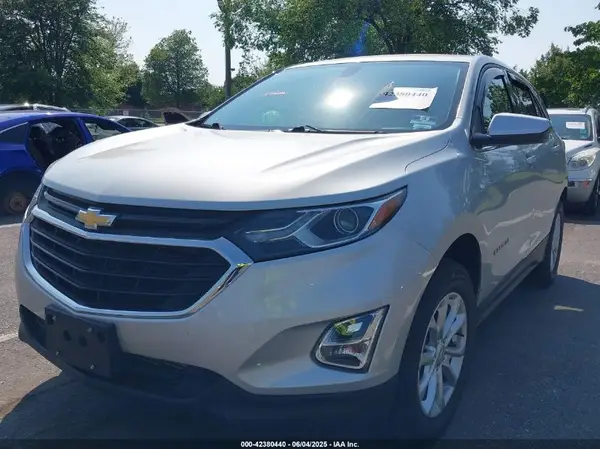 2GNAXUEV8K6271028 2019 CHEVROLET EQUINOX - Image 2